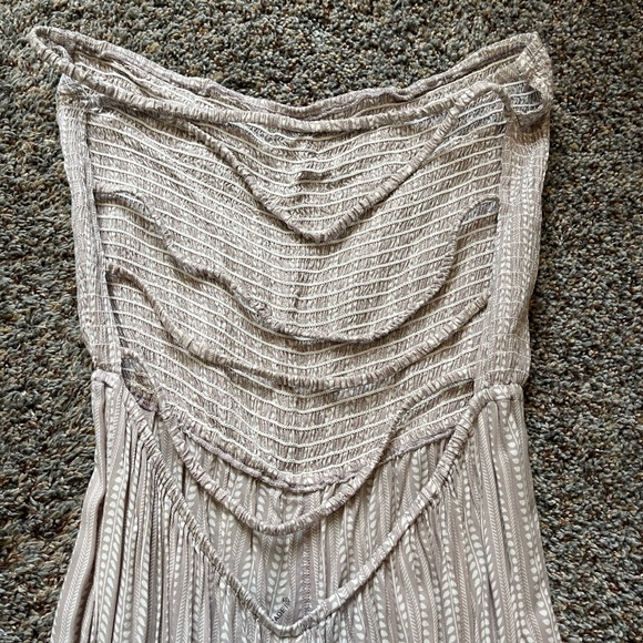 Elan Strapless Open Back Boho Dress - Picture 3 of 3